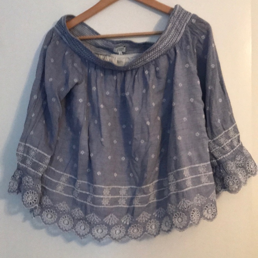 Beautiful off the shoulder shirt